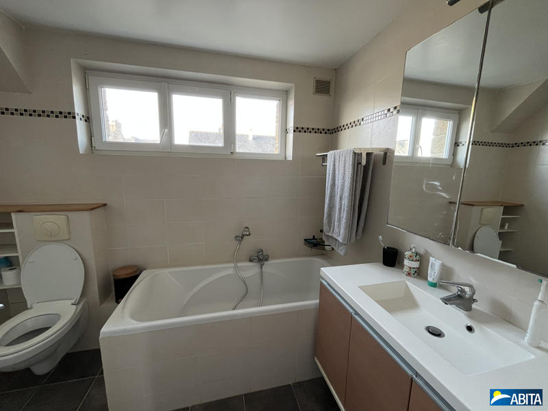 Maison - 101 m² - 4 pièces