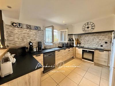 Maison - 129 m² - 4 pièces