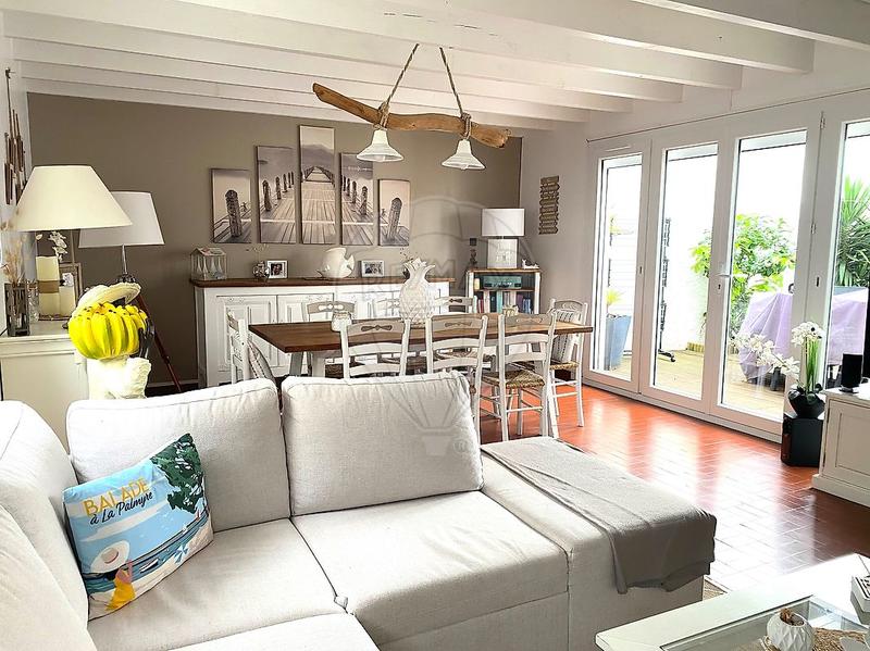 Maison - 96 m² - 5 pièces