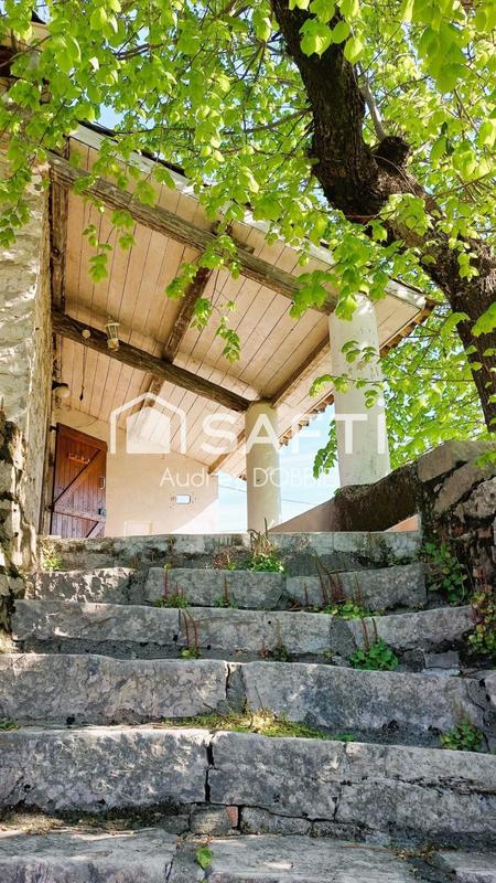 Maison - 147 m² - 7 pièces