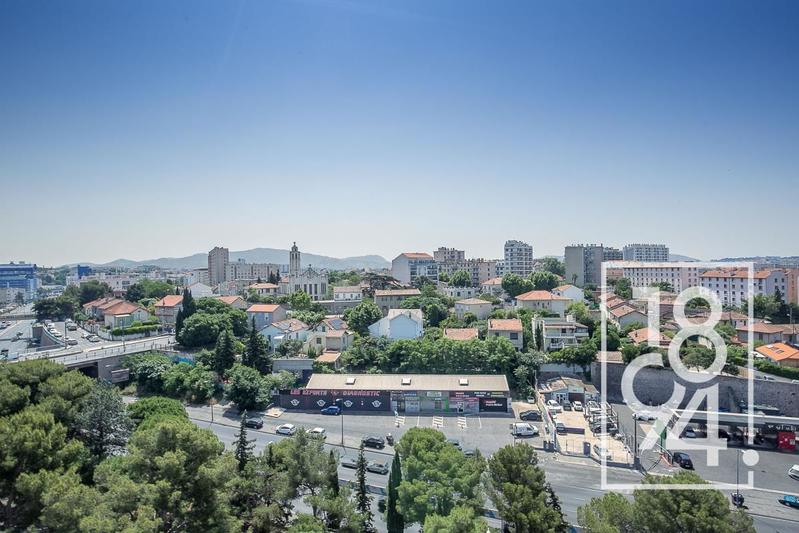 Appartement - 94 m² - 5 pièces