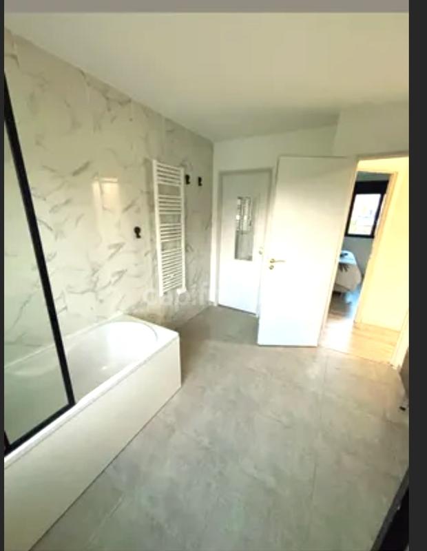 Maison - 113 m² - 5 pièces