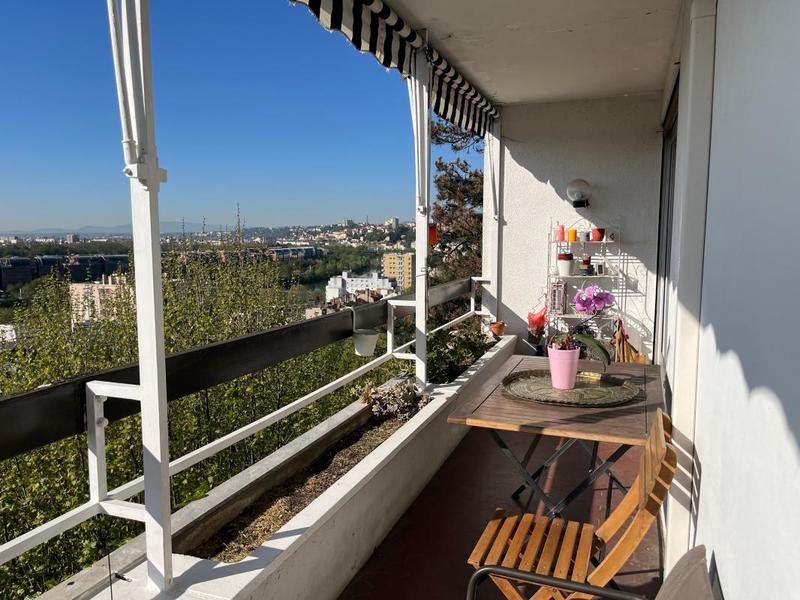 Appartement - 125 m² - 5 pièces