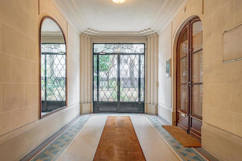 Appartement - 125 m² - 5 pièces