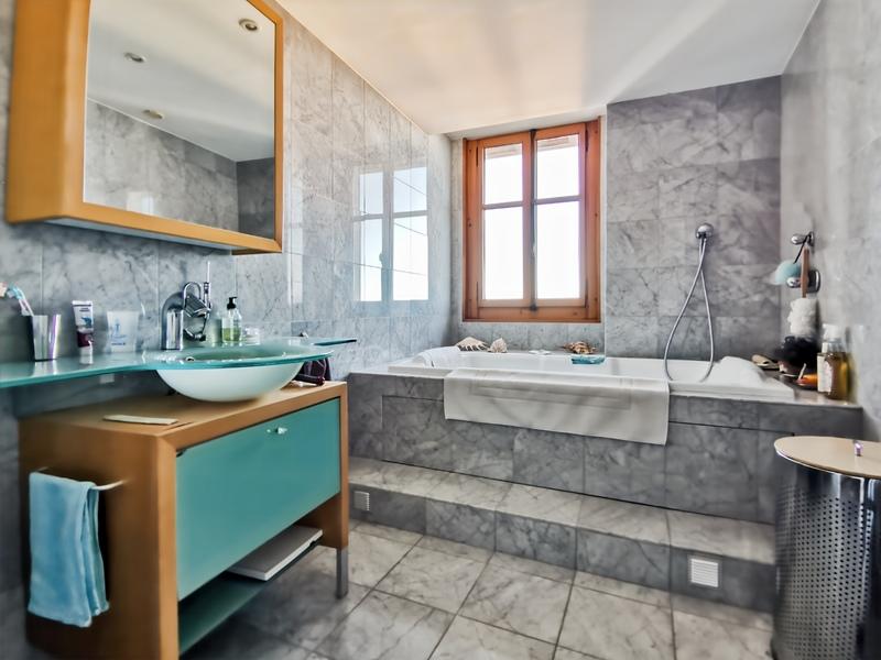 Appartement ancien - 123 m² - 5 pièces