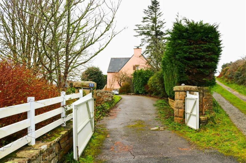 Maison - 295 m² - 8 pièces