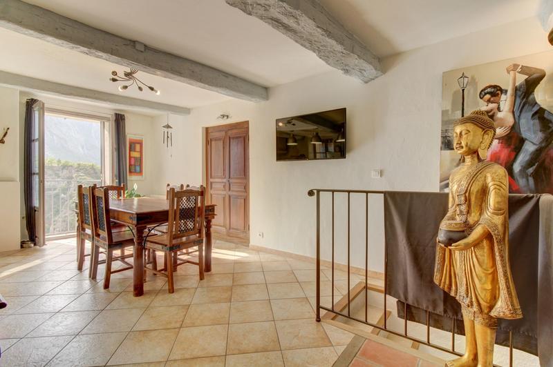 Maison de village - 95 m² - 4 pièces