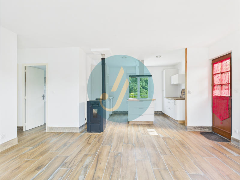 Maison - 83 m² - 5 pièces