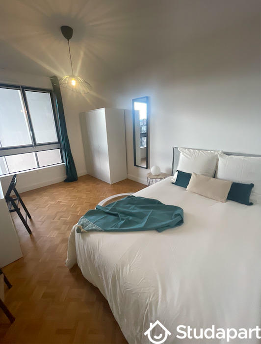 Chambre - 13 m² - 1 pièce