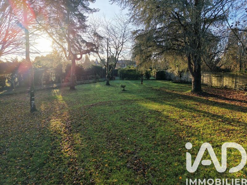 Maison - 220 m² - 7 pièces