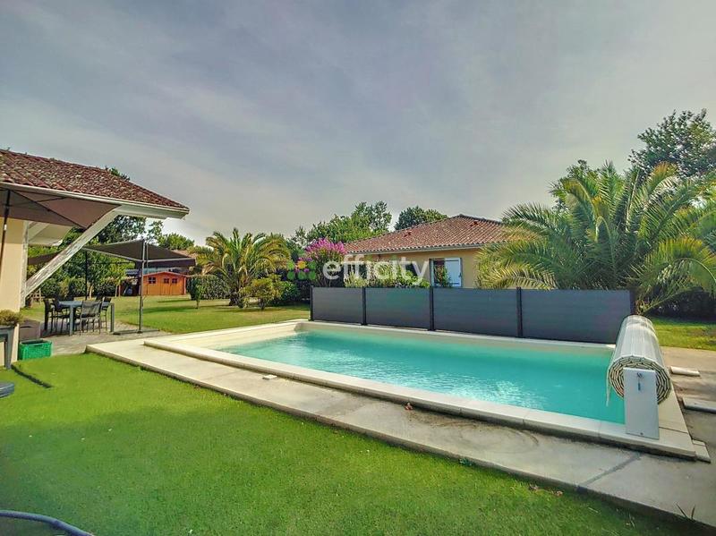 Maison - 332 m² - 24 pièces