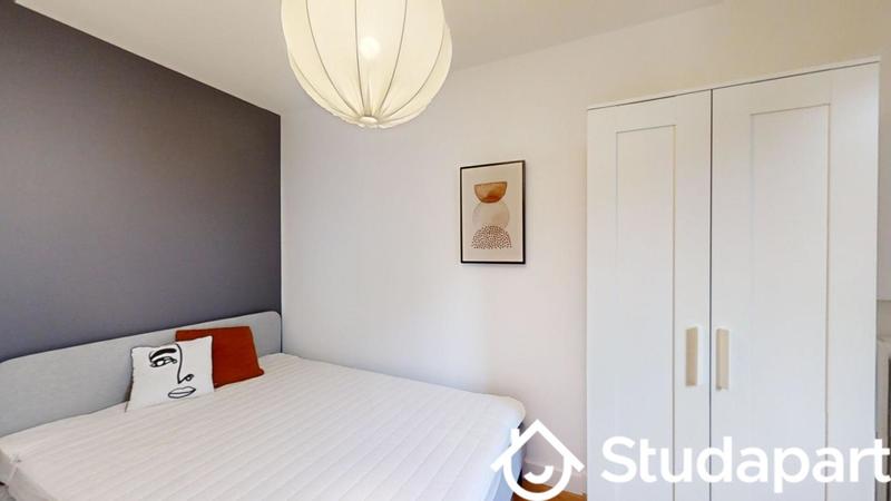 Chambre - 9 m² - 1 pièce