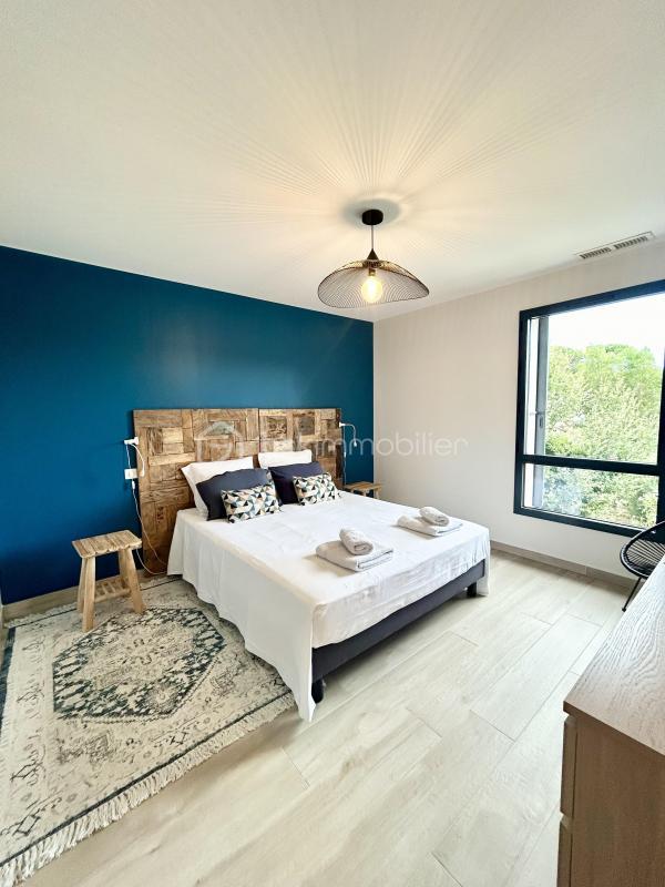 Villa - 200 m² - 6 pièces