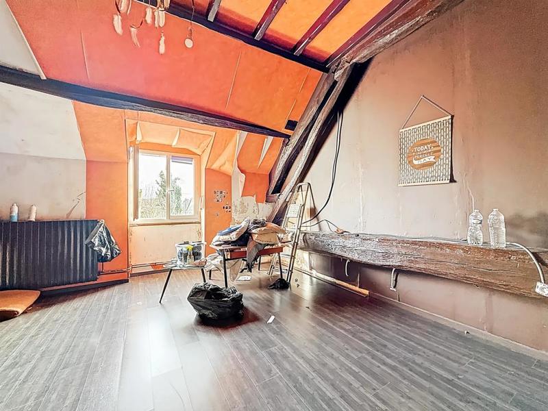 Maison - 220 m² - 4 pièces