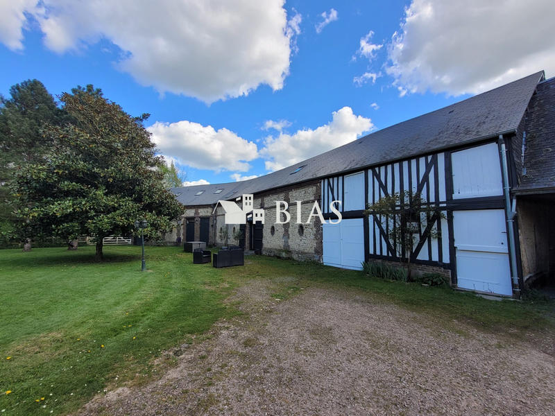 Maison - 212 m² - 5 pièces