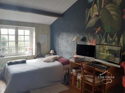 Maison en pierre - 180 m² - 7 pièces