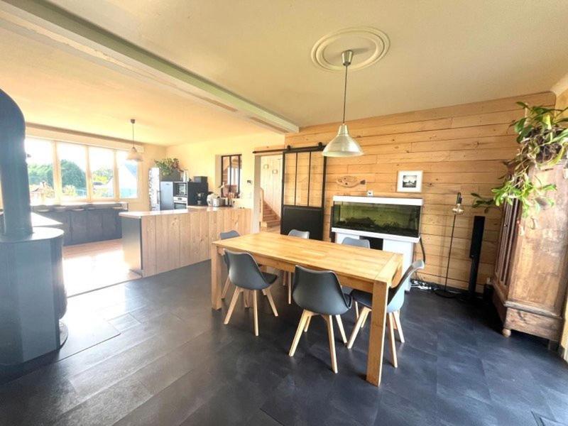 Maison - 150 m² - 9 pièces