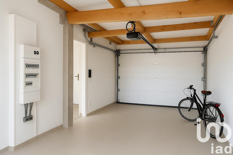 Maison - 121 m² - 6 pièces