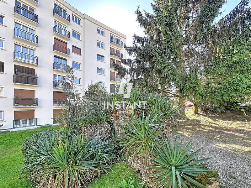 Appartement - 87 m² - 5 pièces