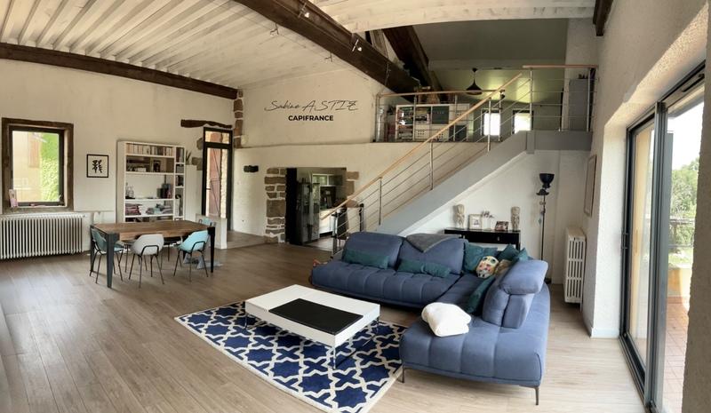 Maison - 259 m² - 9 pièces