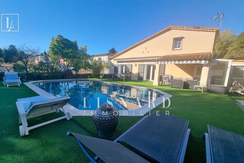 Maison - 125 m² - 4 pièces