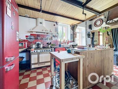 Maison - 96 m² - 4 pièces