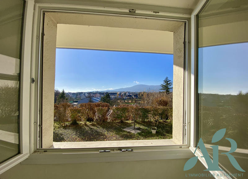 Appartement - 77 m² - 3 pièces