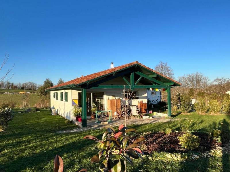 Maison - 77 m² - 3 pièces