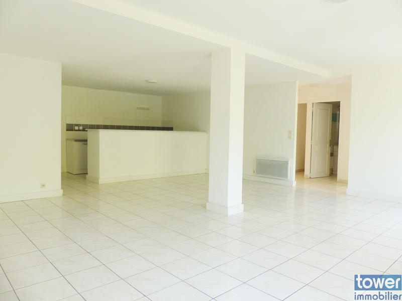 Appartement - 103 m² - 5 pièces