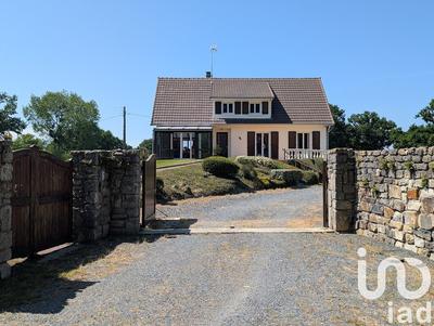 Maison - 138 m² - 7 pièces