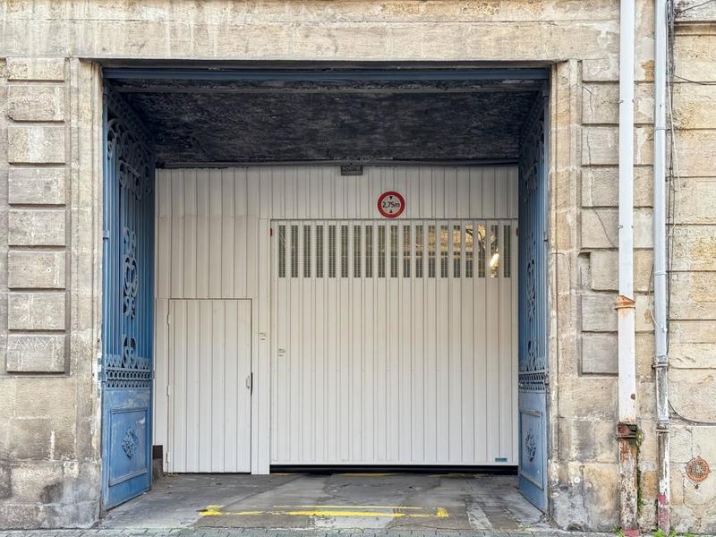 Parking / Garage - 13 m²