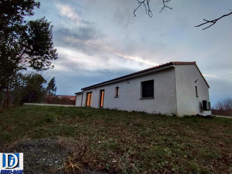 Maison - 98 m² - 4 pièces