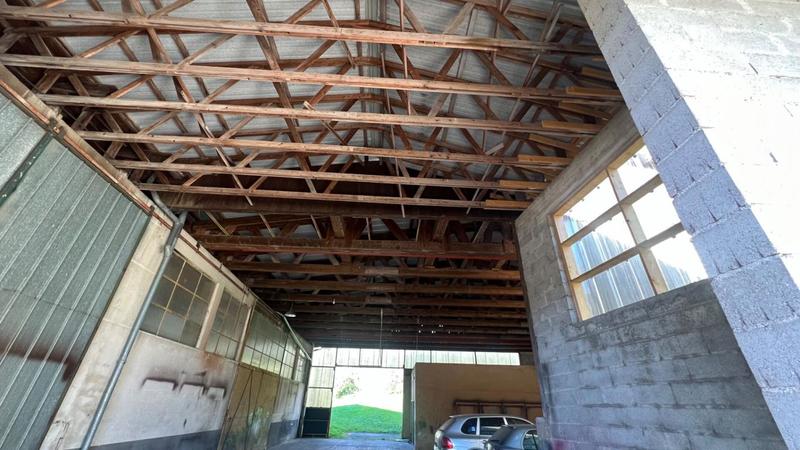 Maison - 789 m² - 4 pièces