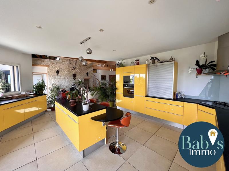 Maison contemporaine - 225 m² - 7 pièces