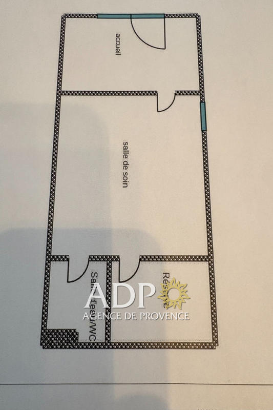 Local commercial - 27 m²