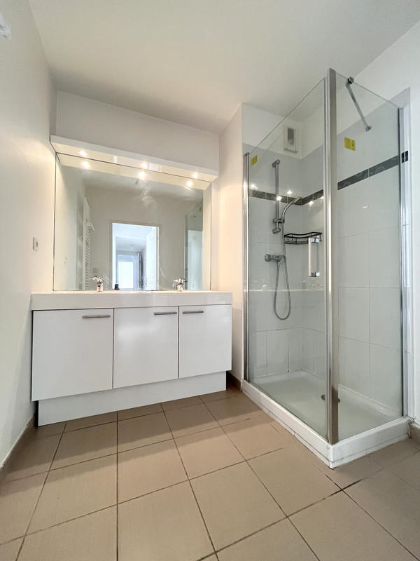 Appartement - 77 m² - 4 pièces