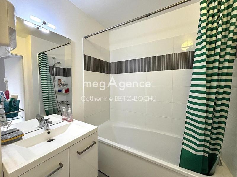 Maison - 82 m² - 5 pièces