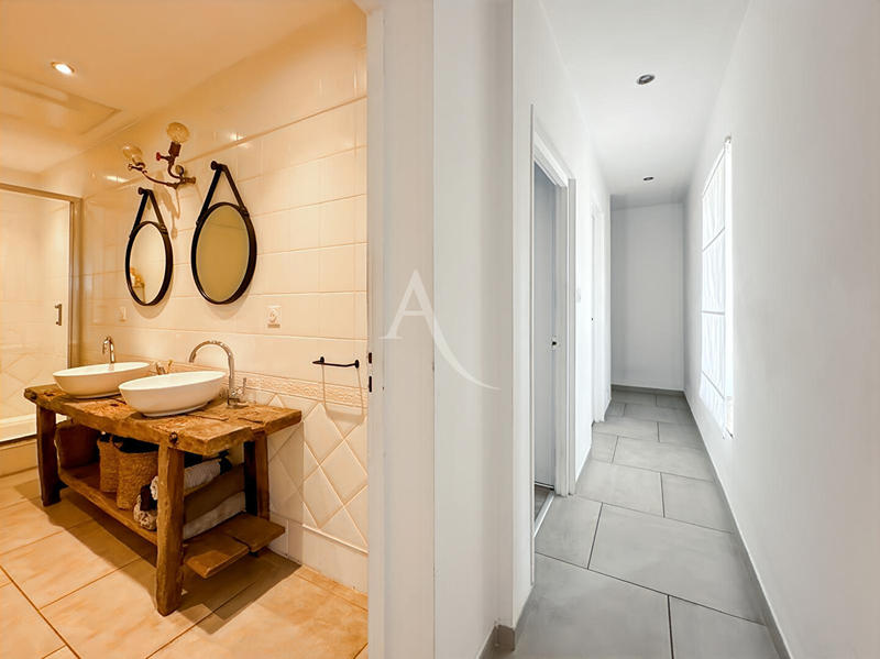 Maison - 104 m² - 3 pièces