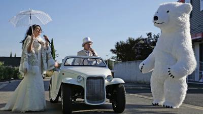 Spectacle déambulatoire « Happy Noël » - Noël à Chartres 2025