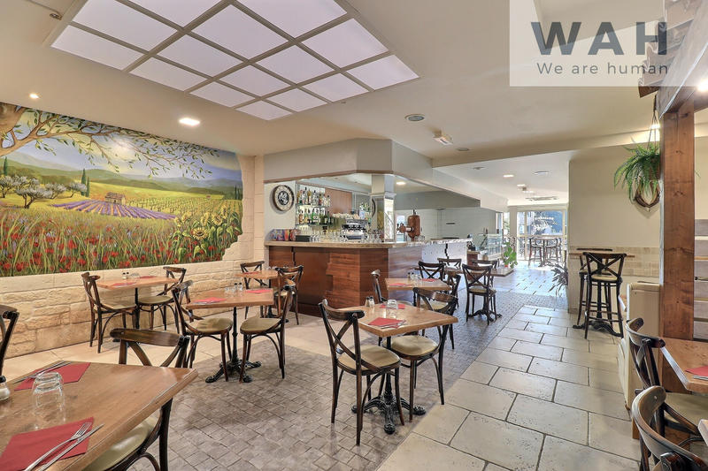 Fonds de commerce - Magasins - 316 m²