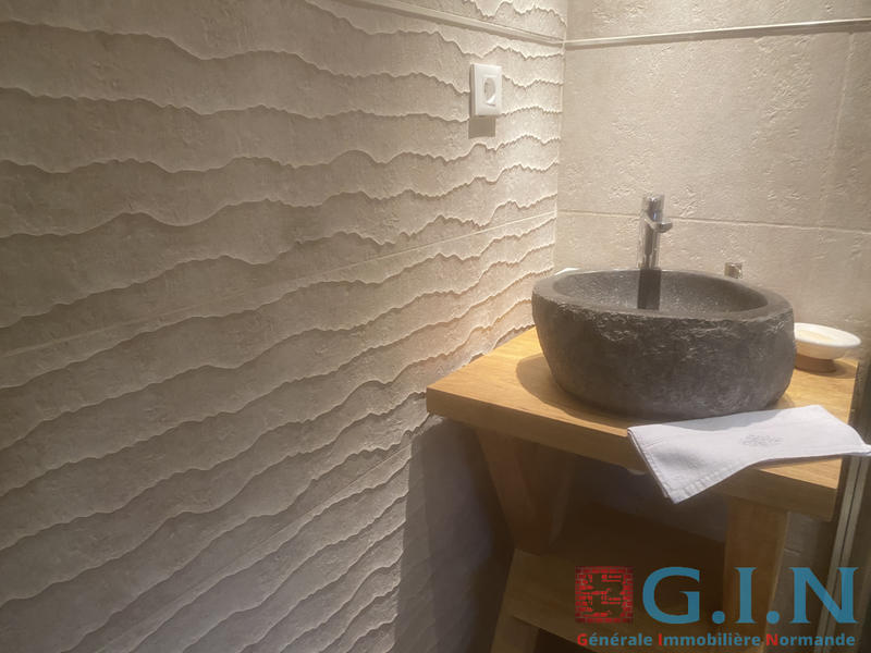 Maison - 159 m² - 6 pièces