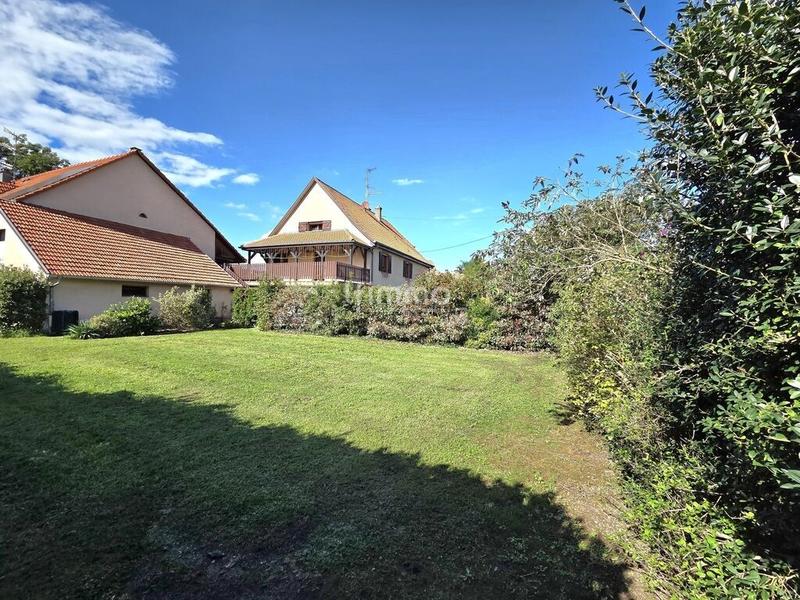 Maison - 195 m² - 7 pièces