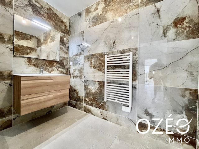 Appartement - 91 m² - 3 pièces