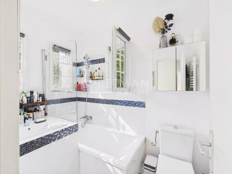 Maison - 121 m² - 5 pièces