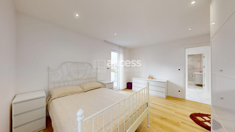 Maison - 180 m² - 6 pièces