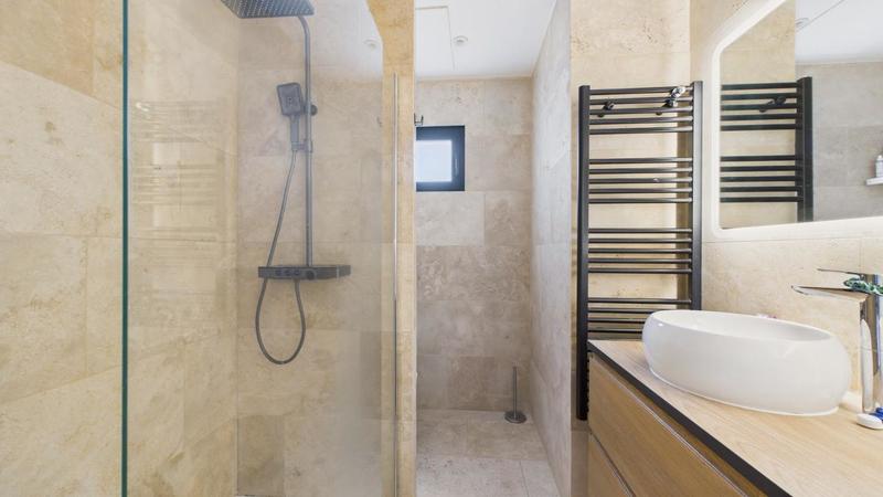 Maison - 168 m² - 7 pièces