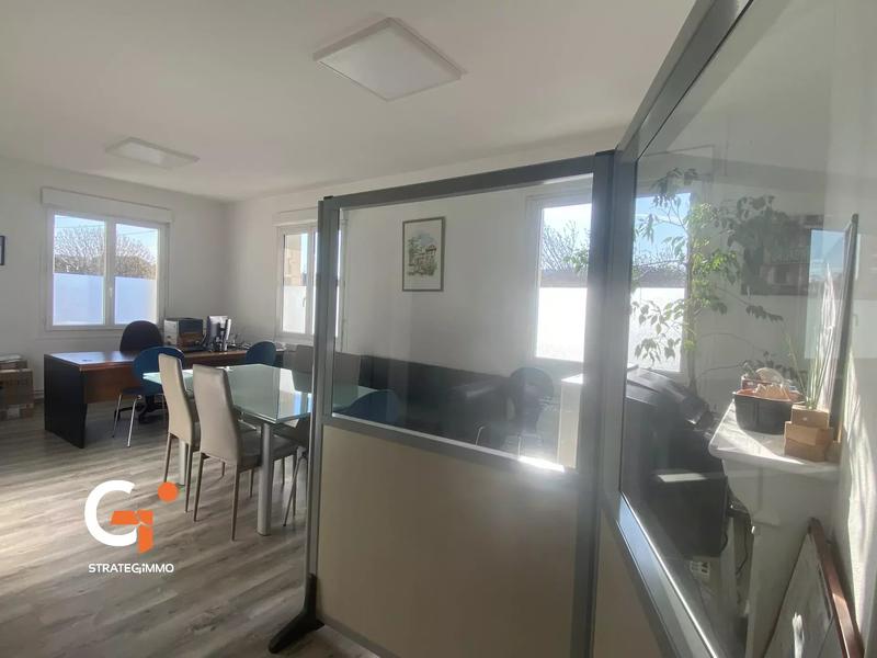 Immeuble - 198 m² - 9 pièces