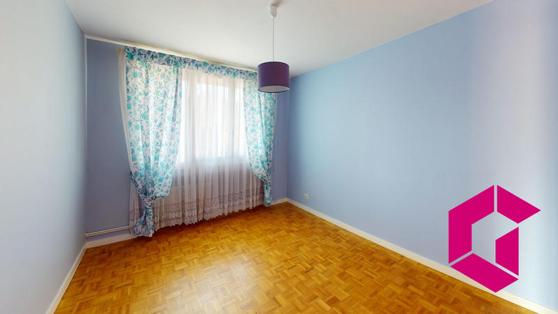 Appartement - 101 m² - 4 pièces