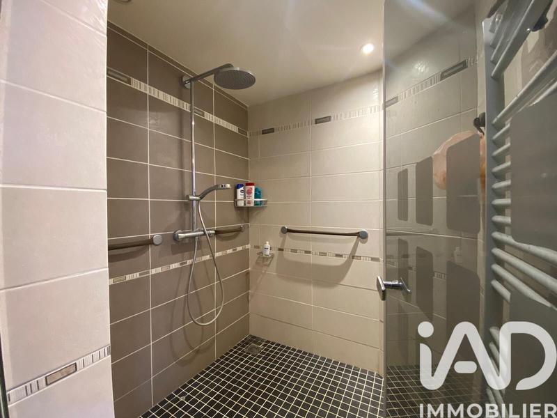 Maison - 149 m² - 8 pièces