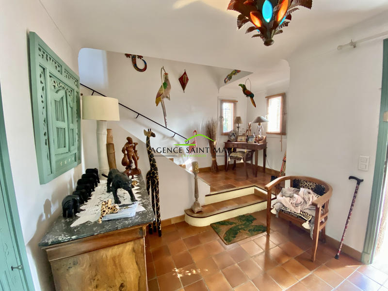 Villa - 204 m² - 6 pièces